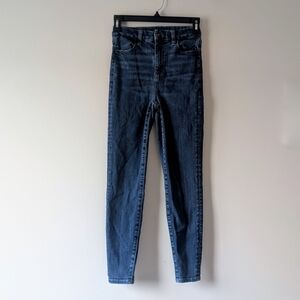 American Eagle Curvy Super High-Rise Jegging - Short, Button Fly, Distressed